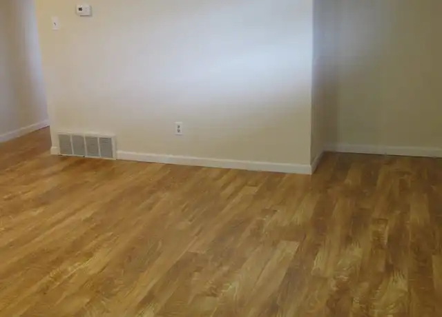 Property at 433 E 13th Ave Unit 6, Columbus, OH, 43201, 1 bed, 1 bath, [object Object]