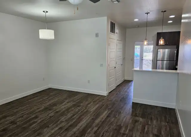 Property at 8053 E Thomas Rd Unit 2222, Scottsdale, AZ, 85251, 1 bed, 1 bath, [object Object]