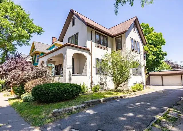 Property at 260 Oxford St Unit UP, Rochester, NY, 14607, 2 beds, 1 bath, [object Object]
