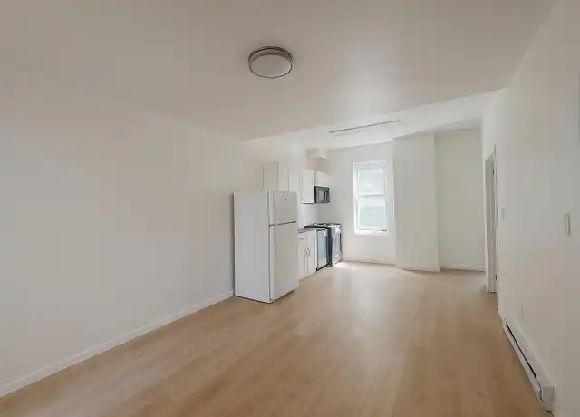 Property at 519 Mercer St Unit 2, Jersey City, NJ, 07306, 2 beds, 1 bath, [object Object]