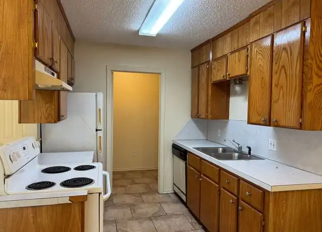 Property at 1200 N Kings Hwy Unit 04, Nash, TX, 75569, 2 beds, 1 bath, [object Object]
