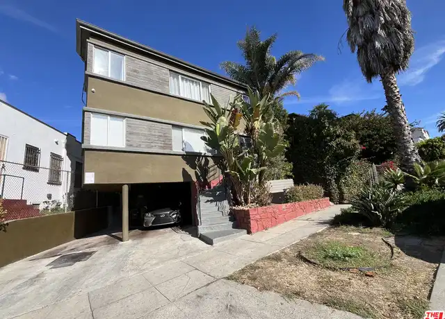 Property at 4045 W 28th St, Los Angeles, CA, 90018, 2 beds, 1 bath, [object Object]