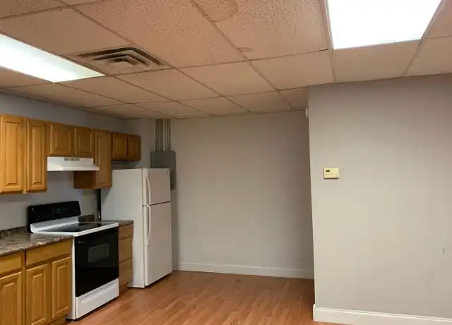 Property at 301 W Commerce Ave Unit 2, Gladewater, TX, 75647, 2 beds, 2 baths, [object Object]