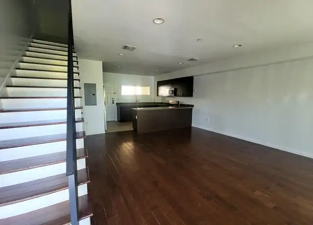 Property at 1488 Rexford Dr Unit 101, Los Angeles, CA, 90035, 3 beds, 4 baths, [object Object]