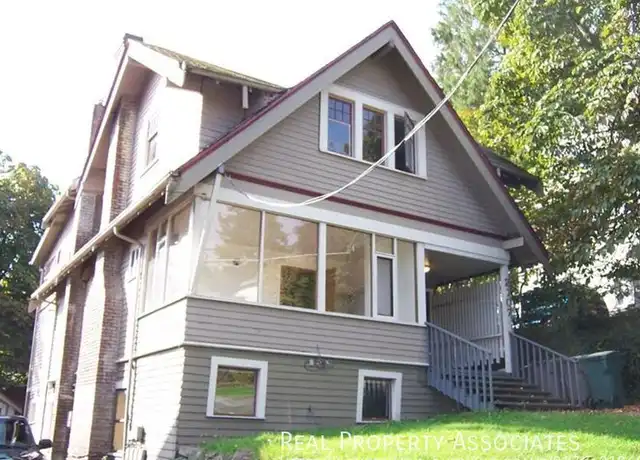 Property at 2107 NE 54th St Unit a1, Seattle, WA, 98105, 1 bed, 3 baths, [object Object]