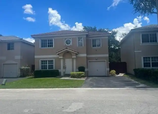 Property at 60 NW 110th Ave, Plantation, FL, 33324, 3 beds, 2.5 baths, [object Object]