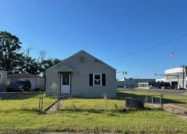 Property at 4901 Monroe St, Bladensburg, MD, 20710, 2 beds, 1 bath, [object Object]
