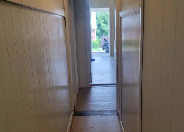Property at 127 Center St Unit B, Frostburg, MD, 21532, 1 bed, 1 bath, [object Object]