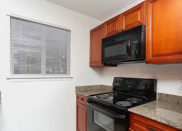 Property at Hickory Plantation Apartments - 900 Dilworth St, Saint Marys, GA, 31558, 2 beds, 1.5 baths, [object Object]