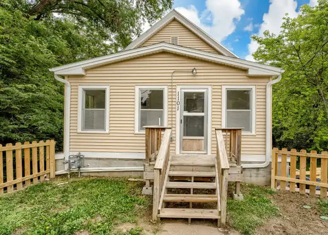 Property at 1101 Bancroft St Unit 1, Omaha, NE, 68108, 2 beds, 1 bath, [object Object]