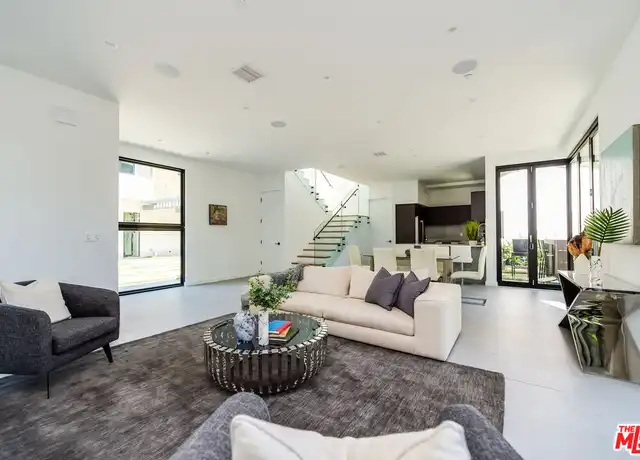 Property at 370 N San Vicente Blvd, West Hollywood, CA, 90048, 2 beds, 2.5 baths, [object Object]