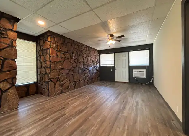 Property at 11501 Richland Dr Unit 1, Papillion, NE, 68138, 1 bed, 1 bath, [object Object]