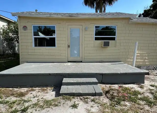 Property at 321 N 11th St Unit C, Fort Pierce, FL, 34950, 1 bed, 1 bath, [object Object]