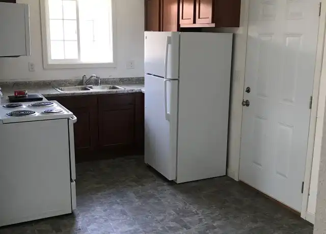 Property at 1611 Collins St Unit = C1, Webster City, IA, 50595, 2 beds, 1 bath, [object Object]