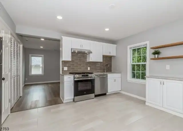 Property at 243 Forest Rd, Fanwood, NJ, 07023, 2 beds, 1 bath, [object Object]