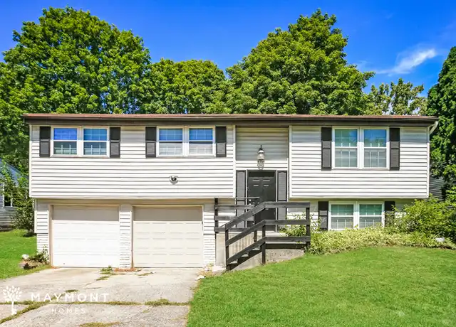 Property at 10338 Rouark Ln, Indianapolis, IN, 46229, 3 beds, 2.5 baths, [object Object]