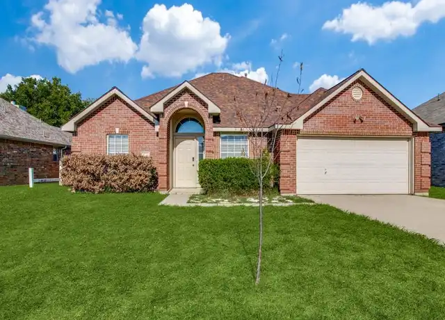 Property at 514 Meadow Ln, Forney, TX, 75126, 3 beds, 2 baths, [object Object]