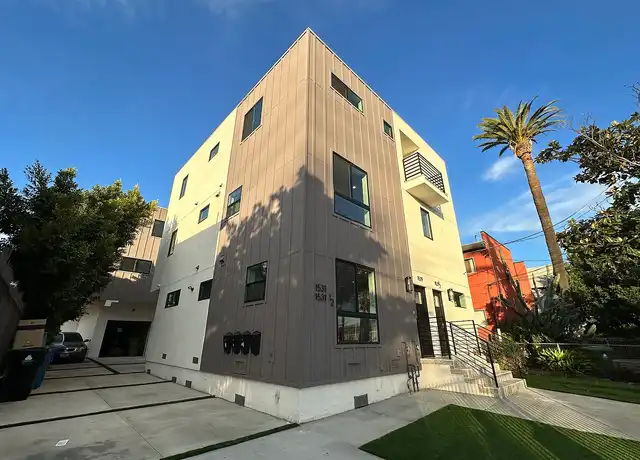 Property at 1529 W 35th Pl, Los Angeles, CA, 90018, 3-9 beds, 3-9 baths, [object Object]