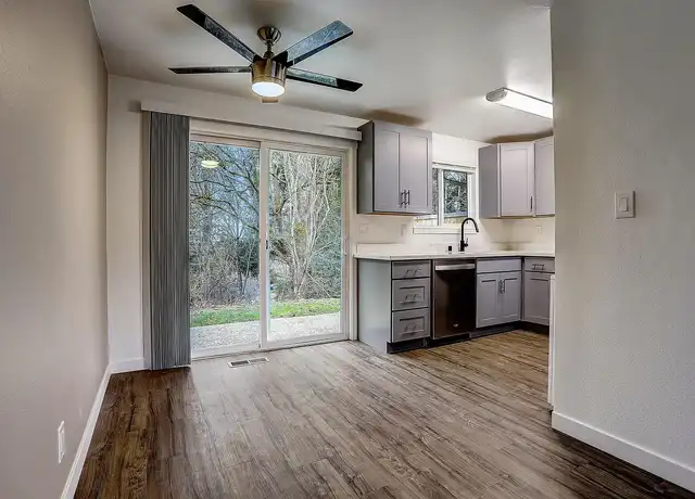Property at Overlook Terrace Apartments - 4824 110th Avenue Ct E, Edgewood, WA, 98372, 2 beds, 1 bath, [object Object]