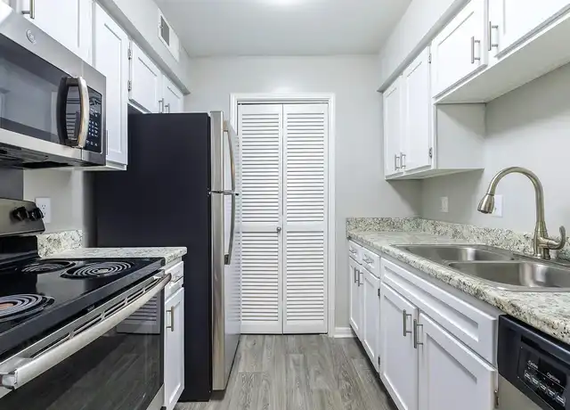 Property at Graymere - 1955 Union Pl, Columbia, TN, 38401, 1-3 bed, 1-2.5 bath, [object Object]