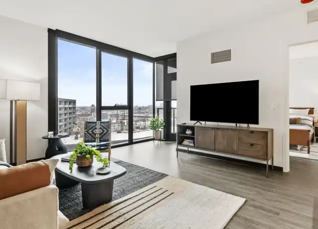 Property at 1400 W Randolph St Unit 1-1, Chicago, IL, 60607, 1 bed, 1 bath, [object Object]