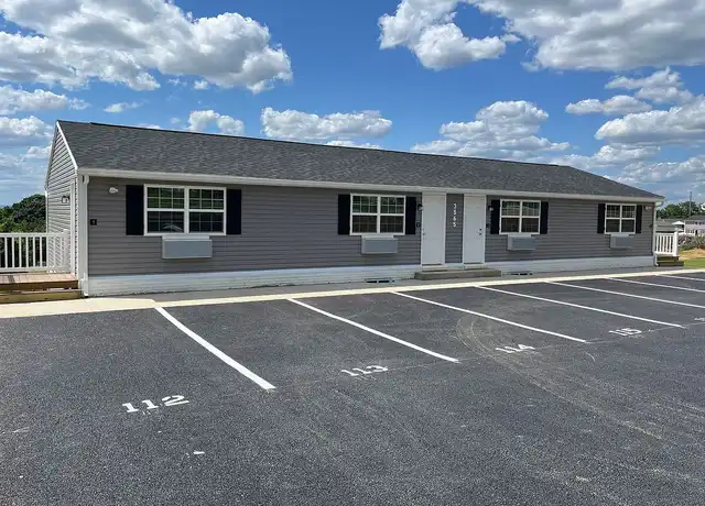 Property at Salem Run Apartments - Phase 1 - 3533 Messersmith Rd, Seven Valleys, PA, 17360, 2 beds, 1 bath, [object Object]