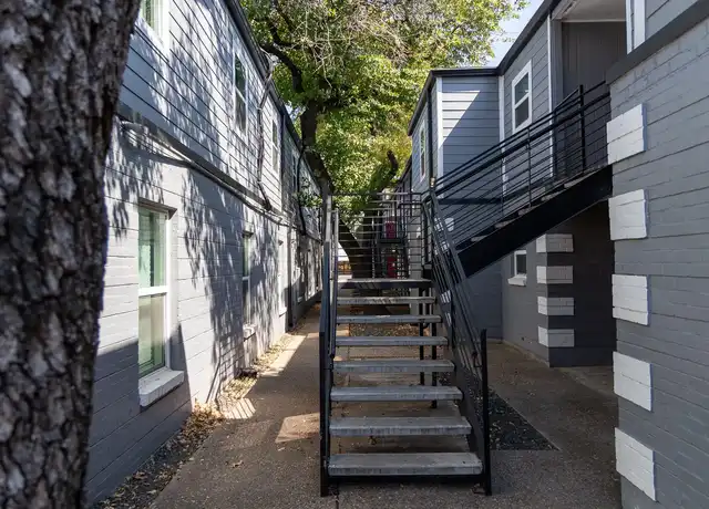 Property at Hyde Park Square - 206 W 38th St, Austin, TX, 78705, 1-2 bed, 1-2 bath, [object Object]