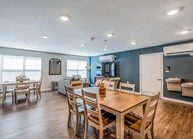 Property at Owens Greene - 15 39th St, Wheeling, WV, 26003, 1 bed, 1 bath, [object Object]