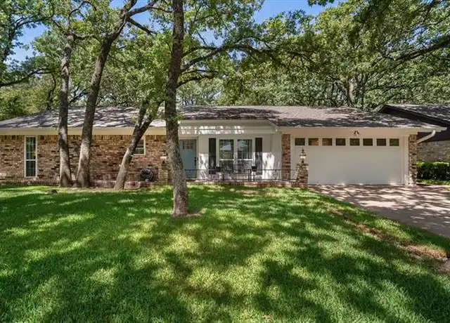 Property at 2019 N Meadow Way Cir, Arlington, TX, 76015, 3 beds, 2 baths, [object Object]