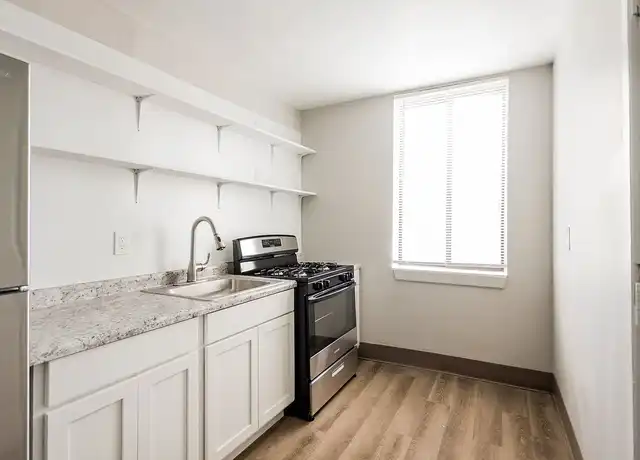 Property at Kirkwood Apartments - 1400 Seward Ave, Detroit, MI, 48206, 2 beds, 1 bath, [object Object]