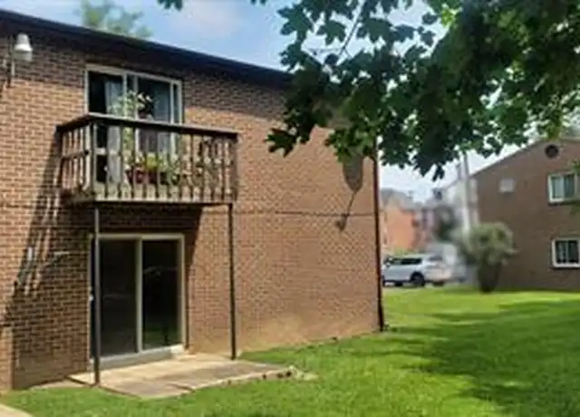 Property at 43 W Willow St Unit 12, Carlisle, PA, 17013, 1 bed, 1 bath, [object Object]