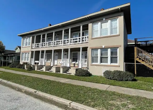 Property at 3008 Avenue R, Galveston, TX, 77550, 1 bed, 1 bath, [object Object]