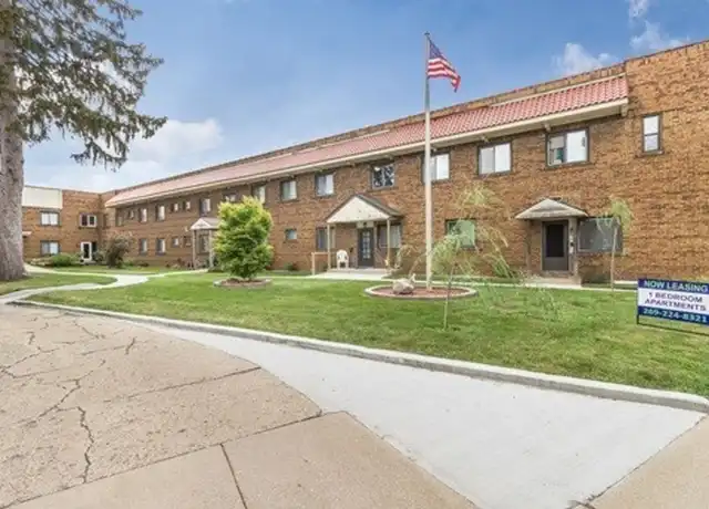 Property at 133 N Riverview Dr, Parchment, MI, 49004, 2 beds, 1 bath, [object Object]