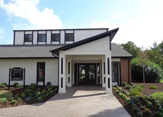 Property at Pembroke Lake Apartments - 700 Moraine Ct, Virginia Beach, VA, 23455, 1-2 bed, 1-2 bath, [object Object]