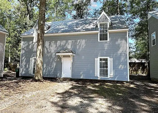 Property at 107 W Saint Mary Dr, Covington, LA, 70433, 2 beds, 1.5 baths, [object Object]