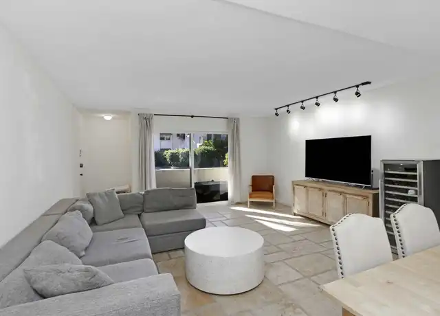 Property at 9394 SW 77th Ave, Miami, FL, 33156, 2 beds, 2 baths, [object Object]
