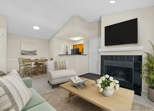 Property at 18790 Lloyd Dr, Dallas, TX, 75252, 1 bed, 1 bath, [object Object]