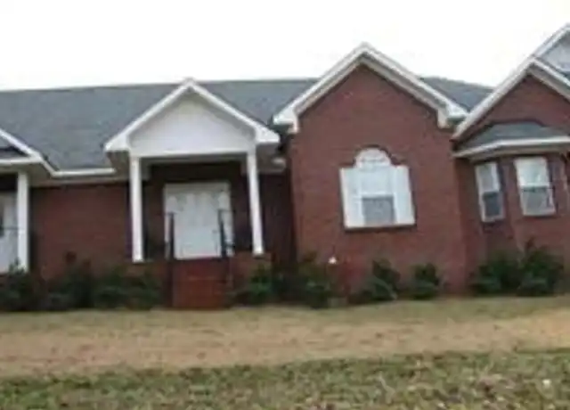 Property at 610 E Thach Ave, Auburn, AL, 36830, 2 beds, 2 baths, [object Object]