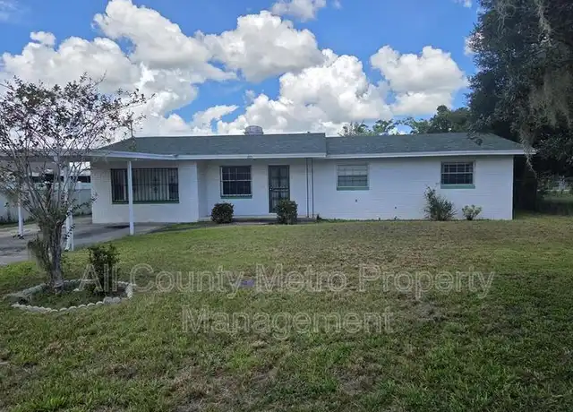 Property at 205 Avenue U NW, Winter Haven, FL, 33881, 4 beds, 3 baths, [object Object]