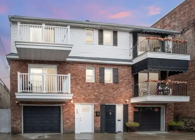 Property at 683 John F. Kennedy Blvd Unit 2, Bayonne, NJ, 07002, 3 beds, 1 bath, [object Object]