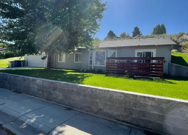 Property at 2667 E Mendota Dr, Boise, ID, 83716, 3 beds, 2 baths, [object Object]