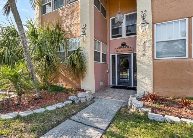 Property at 2449 Burlington Ave N Unit 3, St. Petersburg, FL, 33713, 2 beds, 1 bath, [object Object]