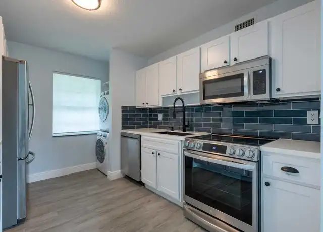 Property at 5207 N Flagler Dr Unit 2, West Palm Beach, FL, 33407, 2 beds, 1 bath, [object Object]