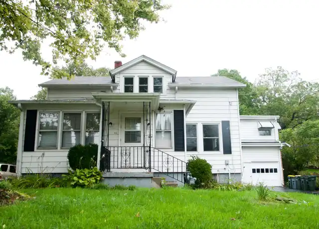 Property at 307 Elgin Ave, East Dundee, IL, 60118, 3 beds, 2 baths, [object Object]