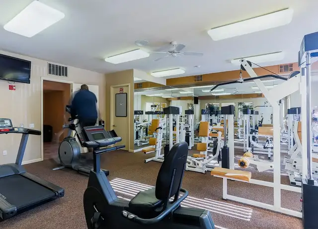 Photo of 11 Atlantic Cir, Pittsburg, CA 94565