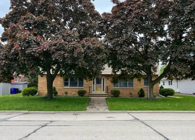 Property at 1531 S Perkins St Apt 4, Appleton, WI, 54914, 2 beds, 1 bath, [object Object]