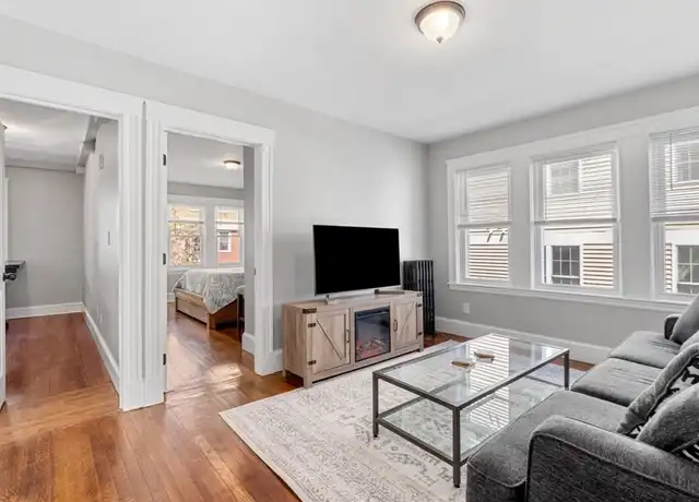 Property at 10 Centre Ave #1, Dorchester, MA, 02124, 3 beds, 1 bath, [object Object]