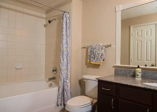 Property at Oxford at Country Club - 2800 W Baker Rd, Baytown, TX, 77521, 1 bed, 1 bath, [object Object]
