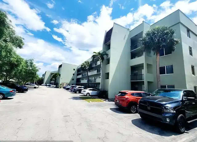 Property at 1638 Embassy Dr, West Palm Beach, FL, 33401, 2 beds, 2 baths, [object Object]