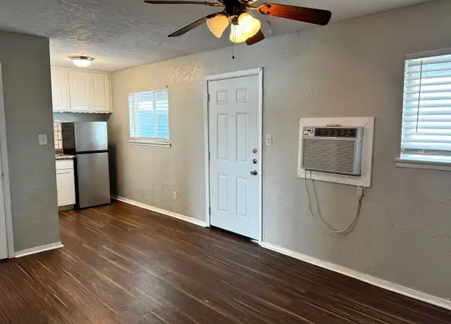 Property at 1710 10th St Unit 10, Wichita Falls, TX, 76301, 2 beds, 1 bath, [object Object]